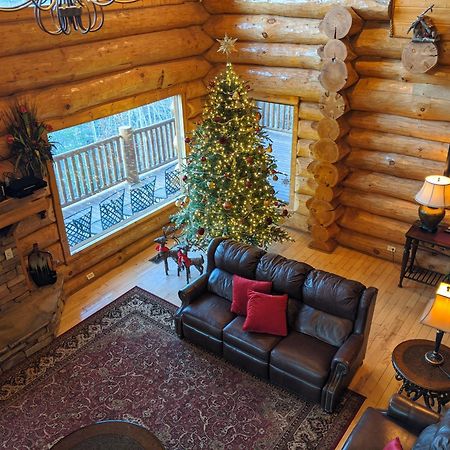 Big Bear Ridge Lodge - Breathtaking Mountain Views And Private Forest Scenes In Amazing Large Log Cabin Gatlinburg Dış mekan fotoğraf