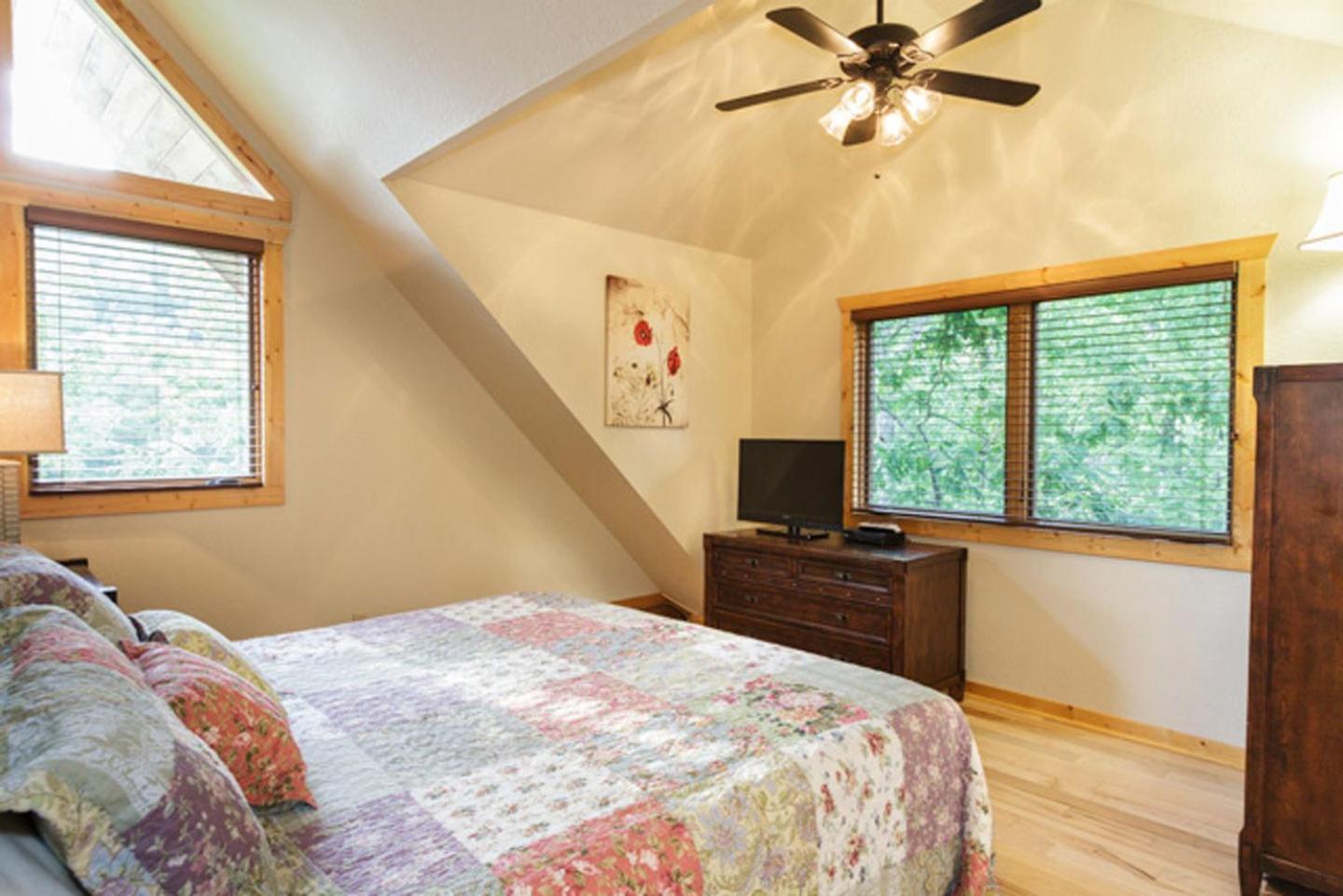 Big Bear Ridge Lodge - Breathtaking Mountain Views And Private Forest Scenes In Amazing Large Log Cabin Gatlinburg Dış mekan fotoğraf