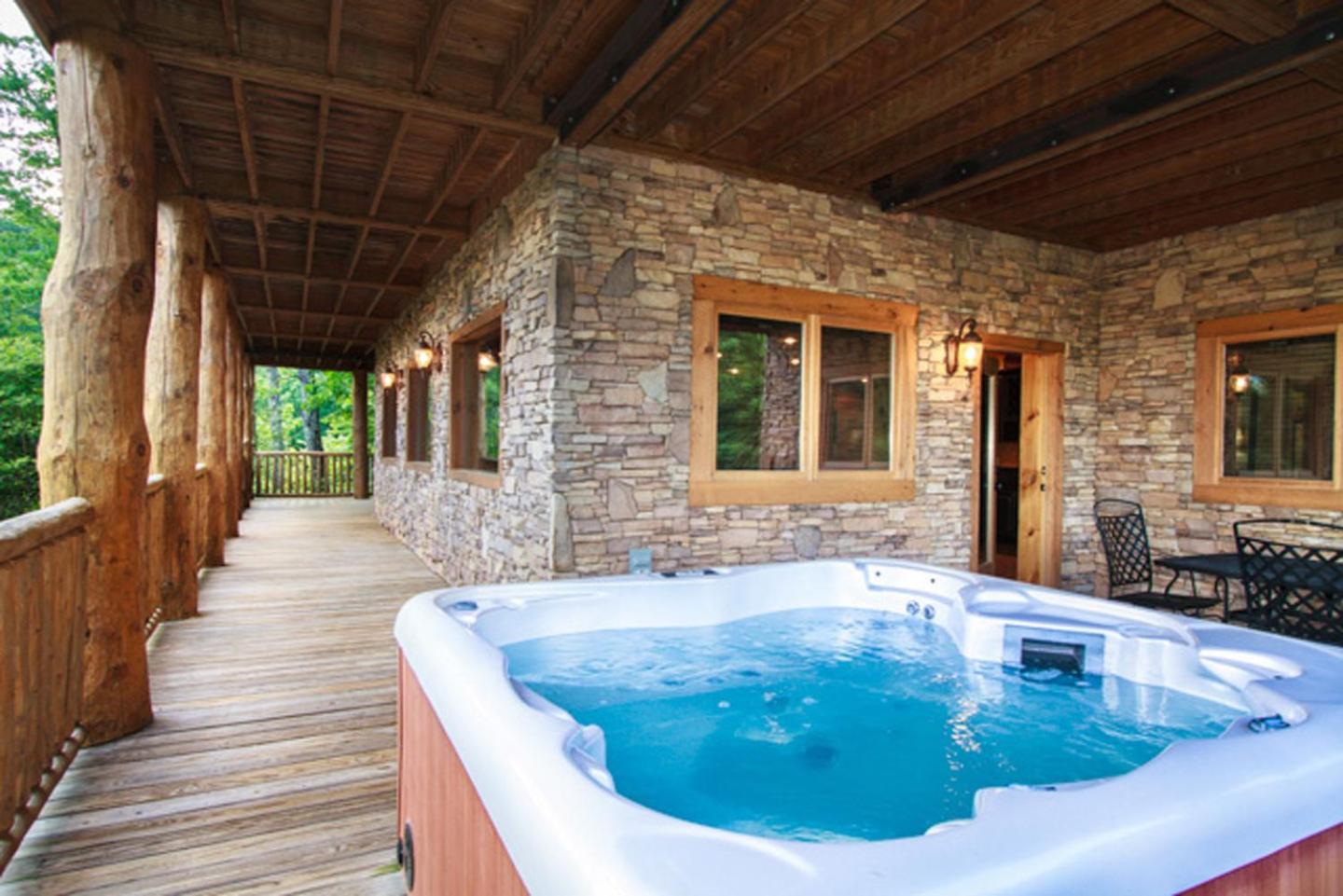 Big Bear Ridge Lodge - Breathtaking Mountain Views And Private Forest Scenes In Amazing Large Log Cabin Gatlinburg Dış mekan fotoğraf