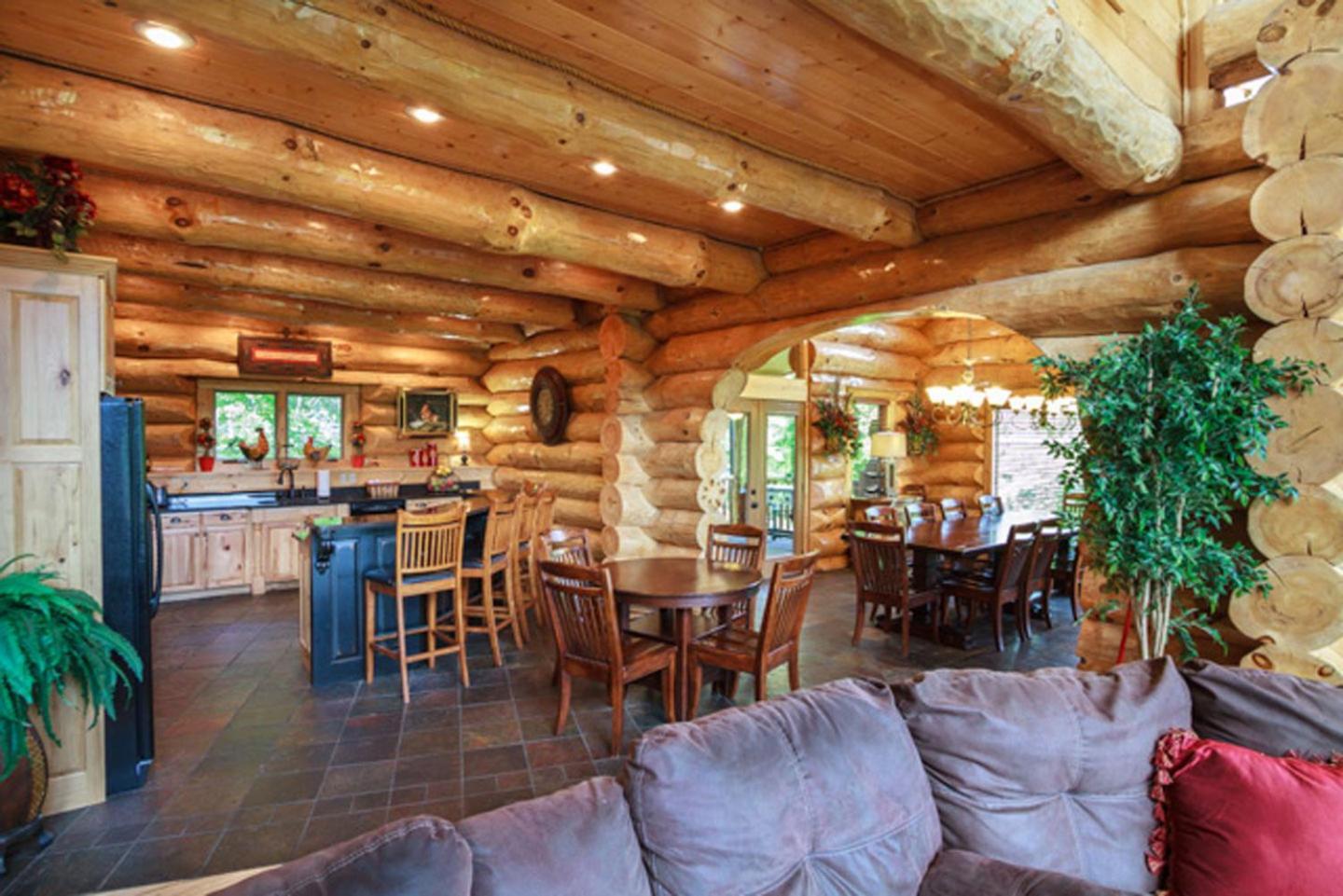 Big Bear Ridge Lodge - Breathtaking Mountain Views And Private Forest Scenes In Amazing Large Log Cabin Gatlinburg Dış mekan fotoğraf